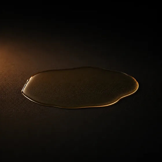 Vitamin E and light emollients